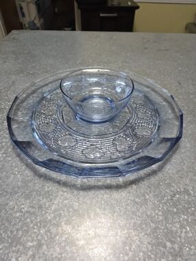 Vintage Anchor Hocking Avalon Blue Glass Chip and Dip Bowl and Platter